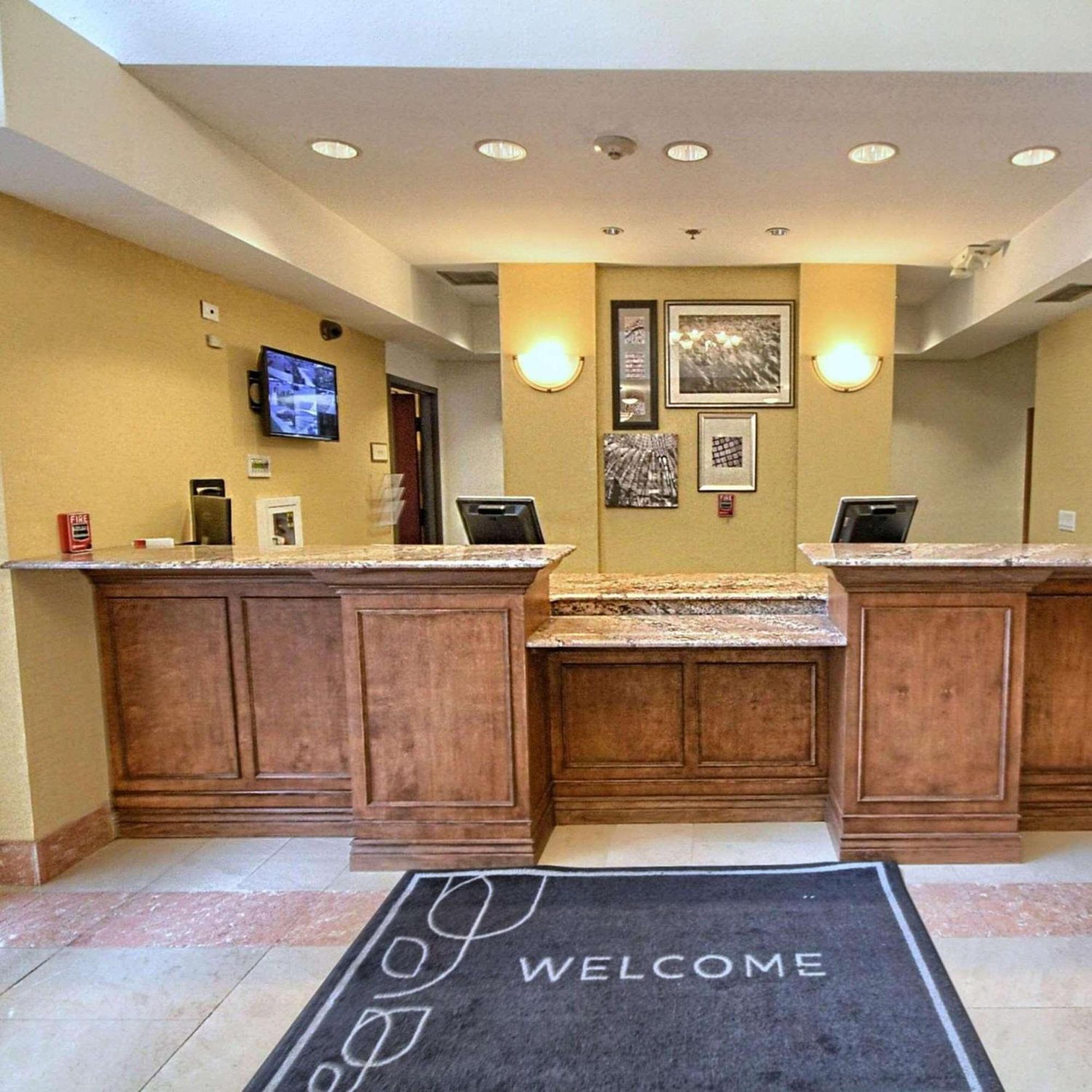 Country Inn & Suites By Radisson, Dearborn, Mi Exterior foto